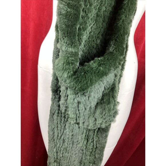 Glamourpuss Brand Knitted Rabbit Scarf W Pockets - Picture 4 of 4